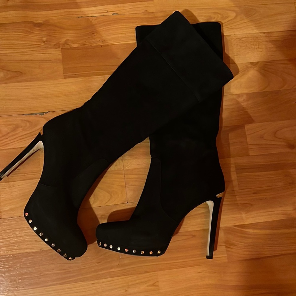 Mk heels boots